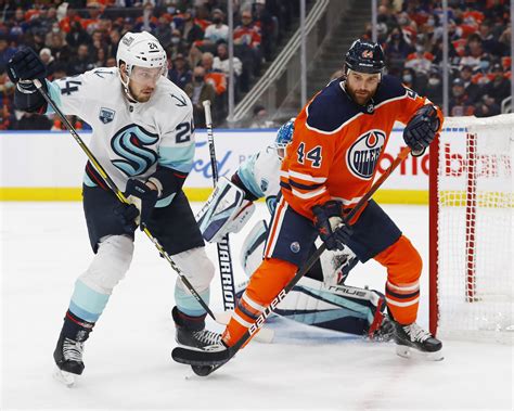 What are the Blackhawks’ odds to win the 2021.